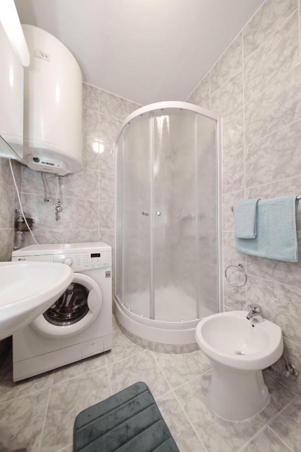 Apartman Lana In City Centre With Garage Zára Kültér fotó