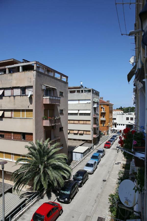 Apartman Lana In City Centre With Garage Zára Kültér fotó